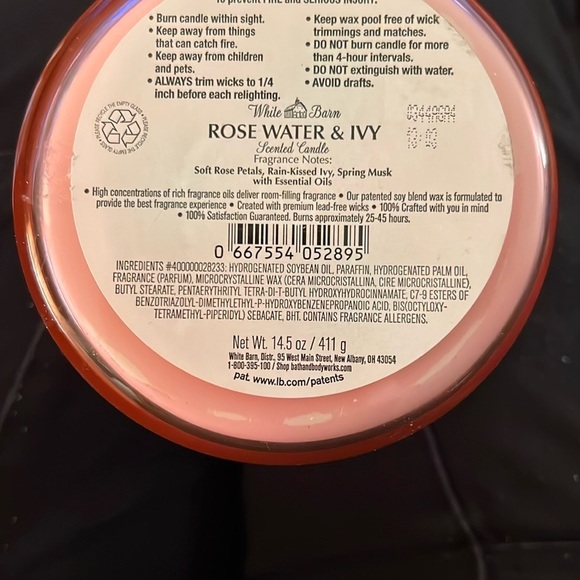 Bath & Body Works, White Barn 3-Wick Candle w/Essential Oils Rose Water & Ivy - Picture 9 of 11